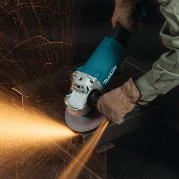 MAKİTA GA7061R BÜYÜK AVUÇ TAŞLAMA Antivibrasyon 180mm