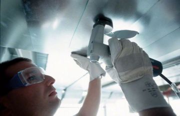 BOSCH GSC 2.8 Saç Kesme Makinası / 500 Watt