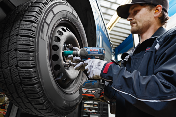 Bosch GDS 18 V-EC 250 5,0 Ah Darbeli Somun Sıkma - L-boxx Çantalı