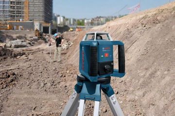 BOSCH GRL 400 H SET Rotasyon Lazeri ( Açık Alan Kullanımı İçin )