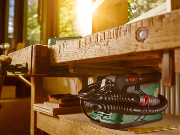 Bosch EasyVac 3 Elektrikli Süpürge 700 Watt