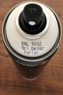 MOTİP CARAT RAL9002 Gri Beyaz Parlak Sprey Boya 400 ML