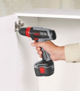 SKIL 2016 Akülü Vidalama Makinesi 12 Volt (Çift Akü)