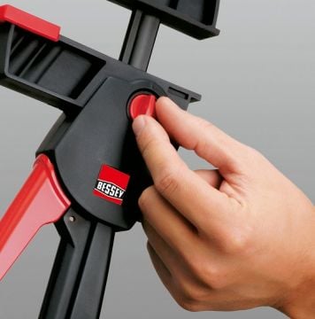 Bessey Cırcır Mekanizmalı Tek El İŞkence (İç-Dış) - Sıkma Kuvveti:1.200N